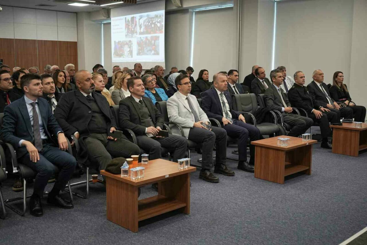 Bursa’da muhtarlara deprem farkındalık eğitimi