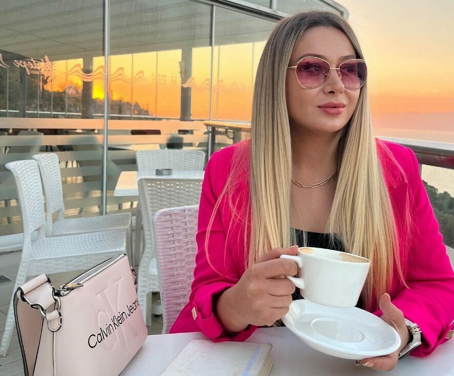 Bursalı fenomenin şok ölümü! Estetik için gittiği hastaneden sağ çıkamadı