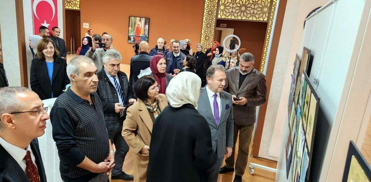 buu 50 yila ozel uluslararasi posta sanati sergisi 99ea2eb0db5e
