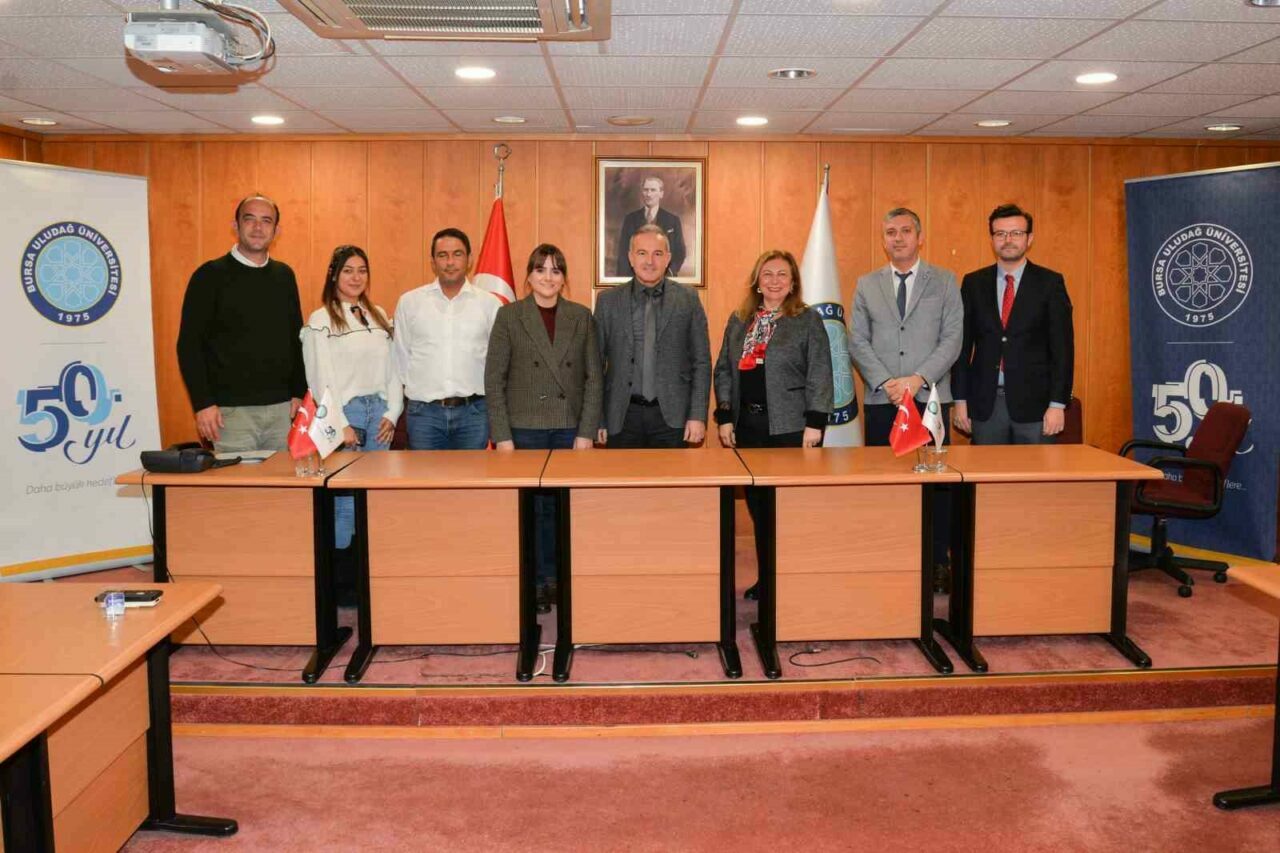 Bursa Uludağ Üniversitesi’nin 50. yıl kutlamalarına bronz destek
