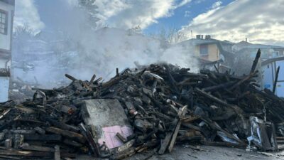 Çankırı’da tarihi konak yangında kullanılamaz hale geldi