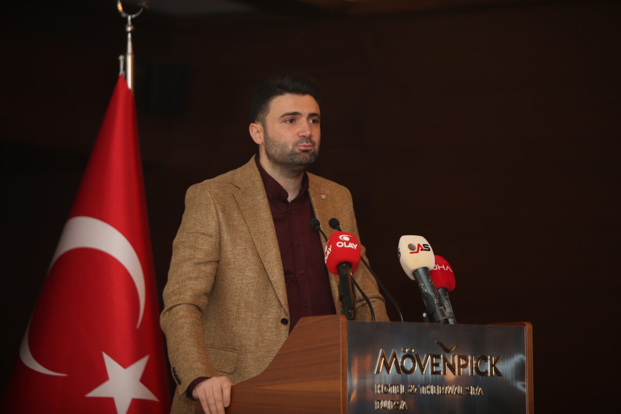Bursaspor Başkanı Enes Çelik’ten önemli transfer açıklaması