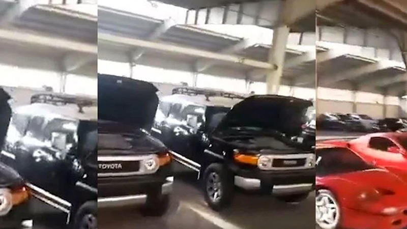 Esad’ın sarayında yağma başladı! Lüks araçlar ilk kez görüntülendi Esad’ın sarayında yağma başladı! Lüks araçlar ilk kez görüntülendi