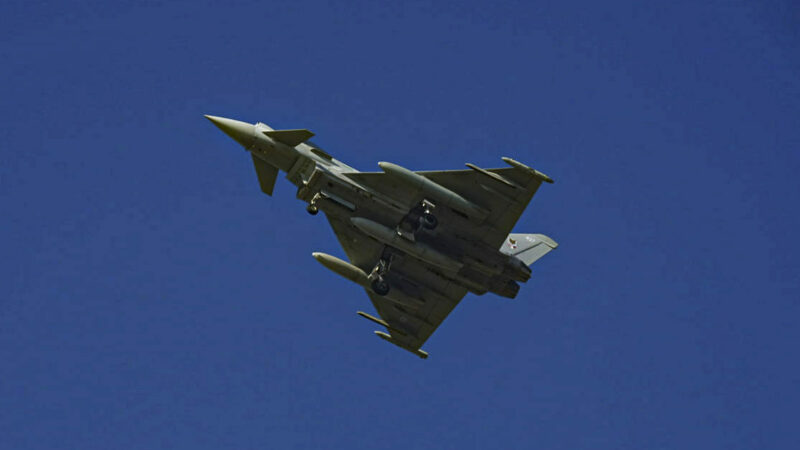 Birleşik Krallık Hava Kuvvetleri'ne ait Eurofighter Typhoon savaş uçağı Ankara'daki