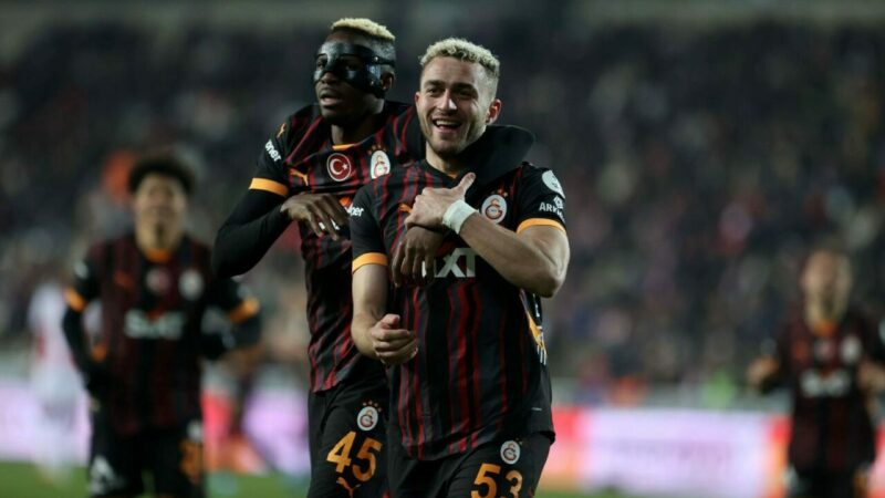 Galatasaray’dan sakatlık açıklaması Galatasaray, futbolcuları Osimhen ve Barış Alper Yılmaz'ın MR sonuçlarına dair
