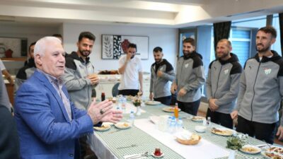 Başkan Bozbey’den Özlüce’de Bursaspor mesajı
