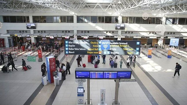 Yurt dışı çıkış harcında yeni dönem! 1 Ocak’ta değişiyor