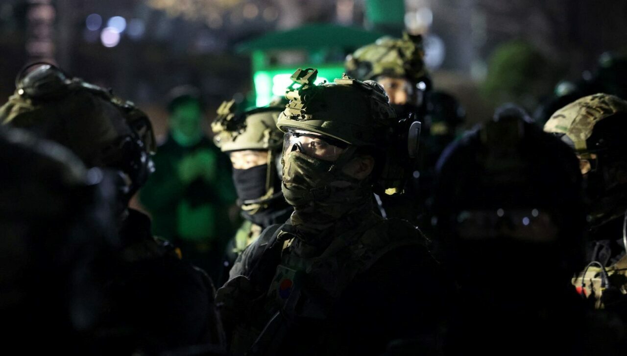 Güney Kore’de altı saatlik kaos: 5 soruda sıkıyönetim kararı Güney Kore’de altı saatlik kaos: 5 soruda sıkıyönetim kararı