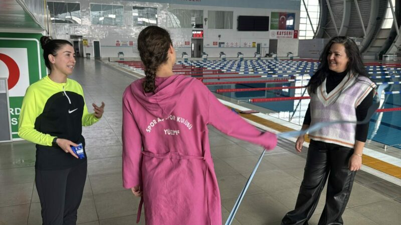 Kayseri'de damar kuruluğu nedeniyle henüz 6,5 aylıkken görme yetisini kaybeden
