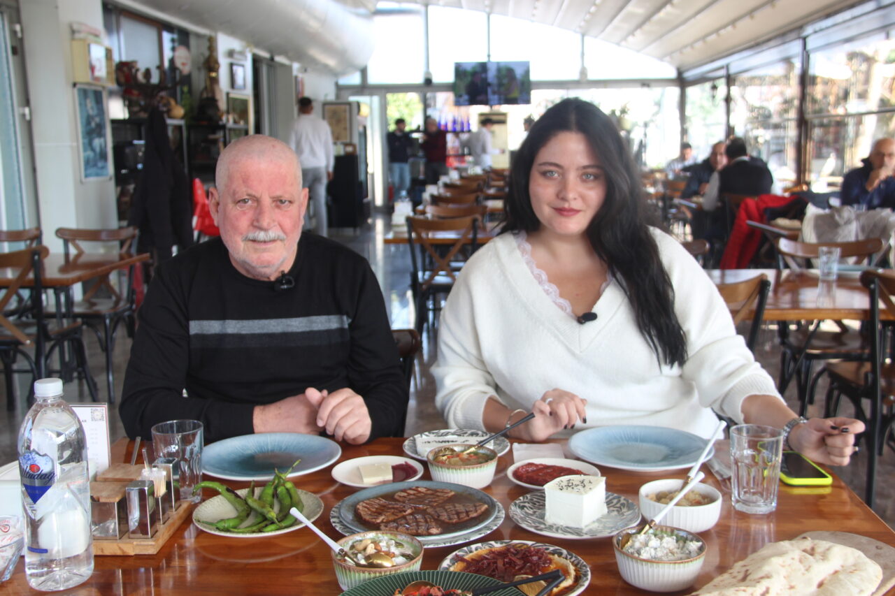 Ünlülerin Bursa’daki gözdesi; Tavacı Refik