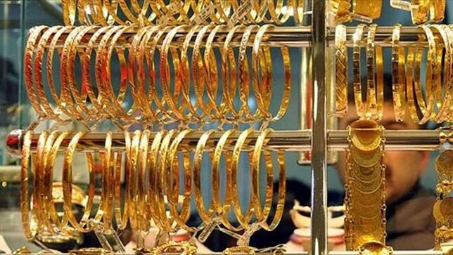 Kuyumcularda yeni dönem yılbaşında başlıyor! Kuyumcularda yeni dönem yılbaşında başlıyor!