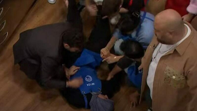 MasterChef Beyza’ya ne oldu, neden bayıldı? Geçtiğimiz haftalarda yüzü yanan ve tedavisinin ardından MasterChef'e geri dönen