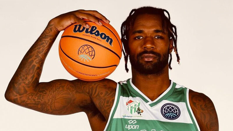 Galatasaray Erkek Basketbol Takımı, ABD'li uzun forvet Michael Young'ı kadrosuna