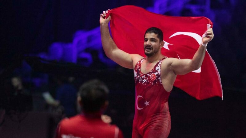 Türkiye Güreş Federasyonu Olağan Genel Kurulu'nda başkanlığa Taha Akgül seçildi.