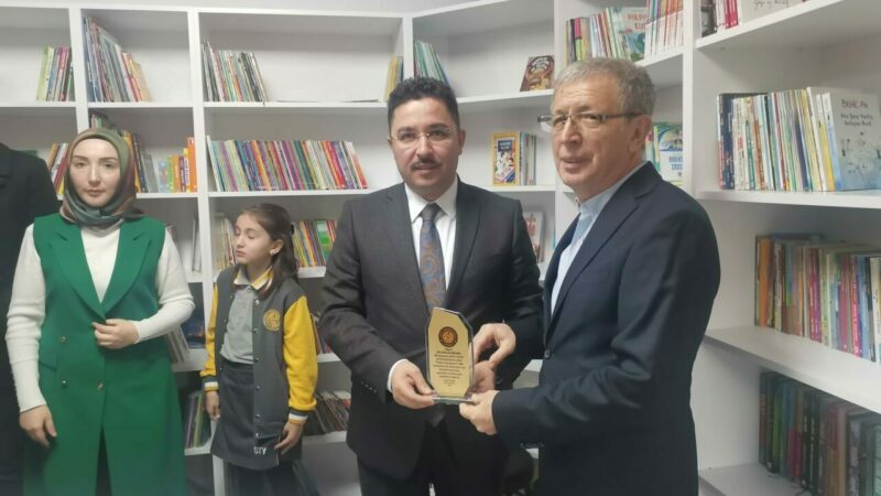 Pençe-Kilit Operasyonu bölgesinde yaralanmasının ardından tedavi gördüğü Ankara'daki hastanede şehit