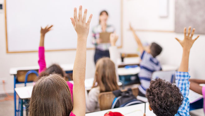 Yarına dikkat! Valilikten okul saatlerine yılbaşı düzenlemesi Yarına dikkat! Valilikten okul saatlerine yılbaşı düzenlemesi