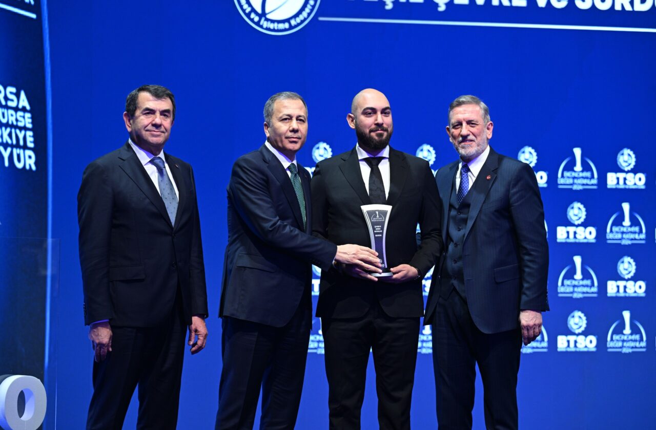 REVEGO’ya ‘Yeşil Çevre ve Sürdürülebilirlik Ödülü’