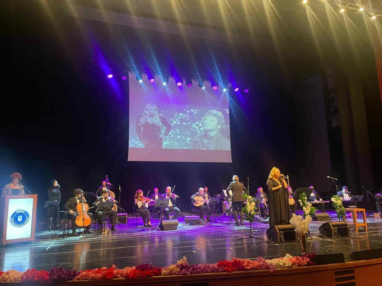 sanat gunesi zeki muren bursada anildi 4ebb38714a26