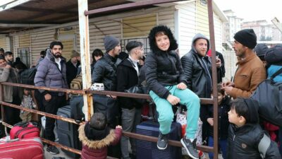 Suriyeliler ülkelerine dönüyor