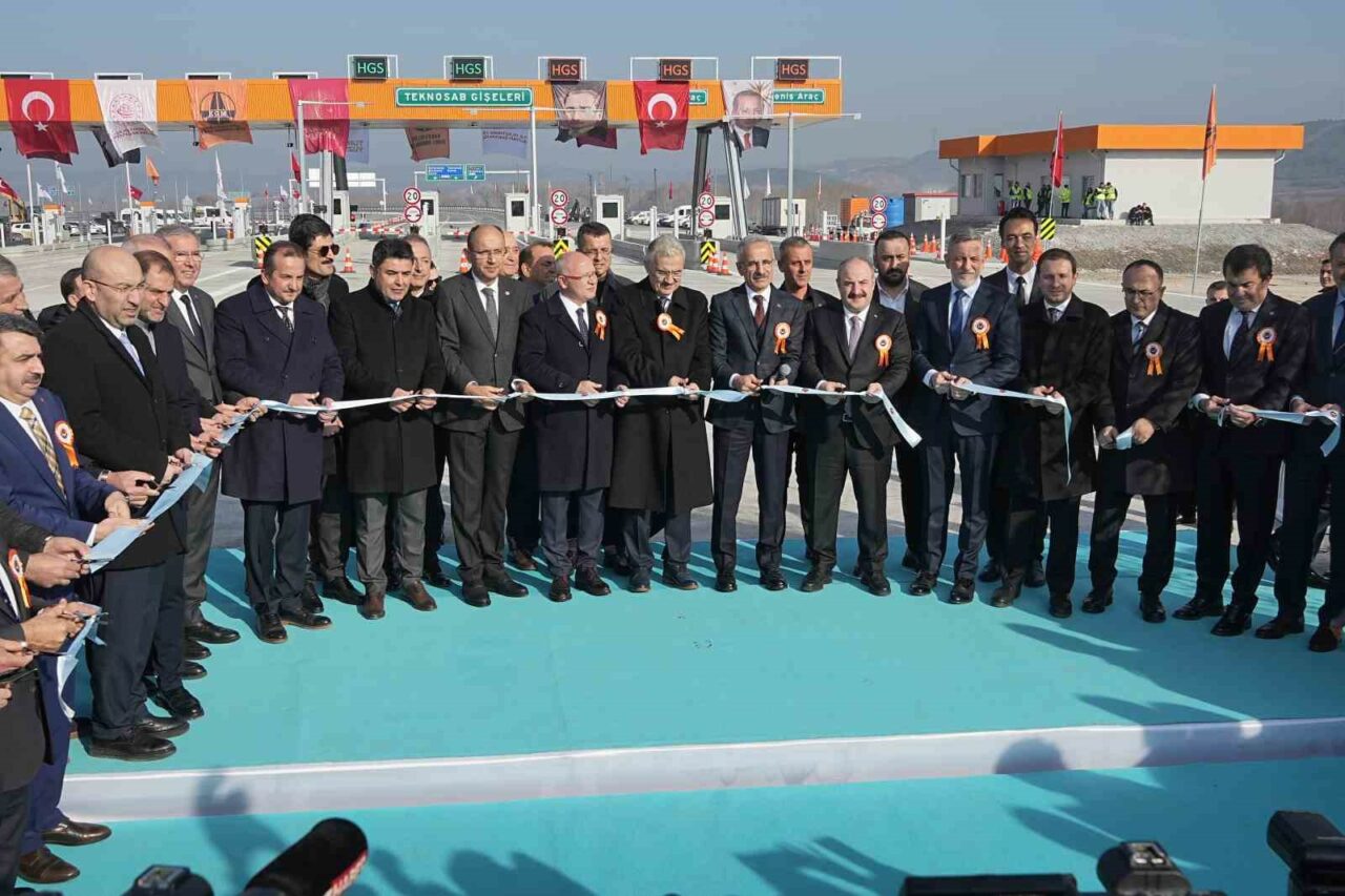 Bursa’nın yeni kavşağı açıldı!