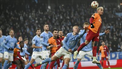 Galatasaray, Avrupa Ligi’nde play-off’u garantiledi