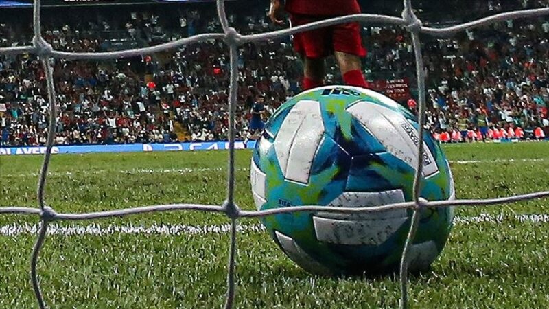 Avrupa'nın 5 büyük futbol ülkesi Almanya (Bundesliga), Fransa (Ligue 1),