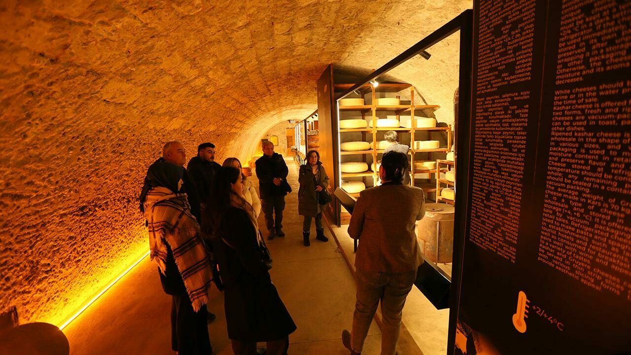 Türkiye’nin ilk tematik peynir müzesini gören hayran kalıyor