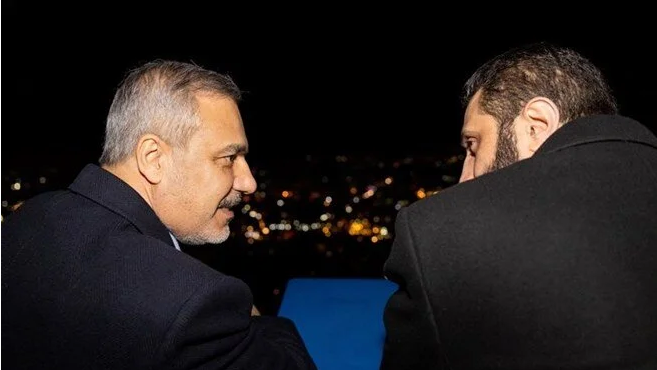 Bakan Fidan, Şara ile Şam’a karşı çay içti Bakan Fidan, Şara ile Şam’a karşı çay içti