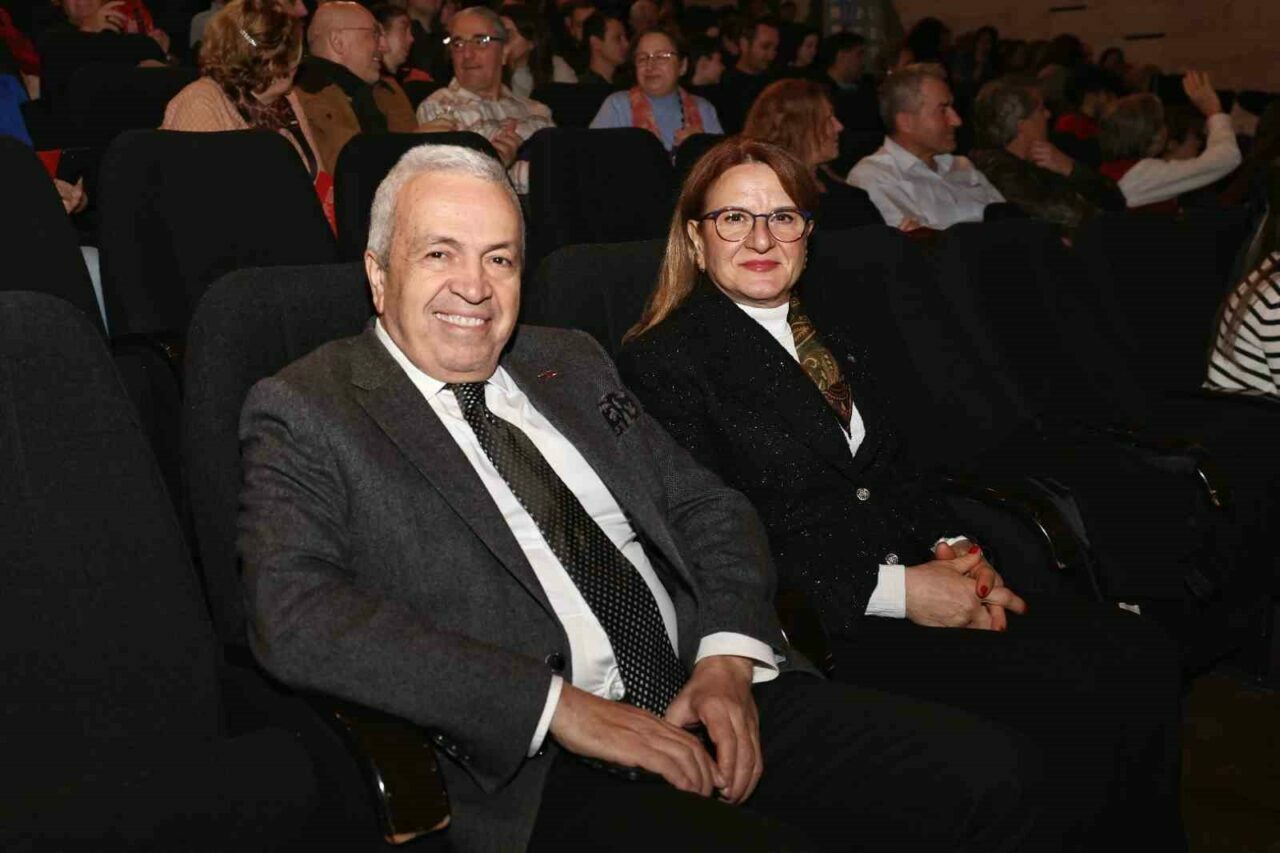 yeni yila ozel muhtesem konser 0f44a271d3e8