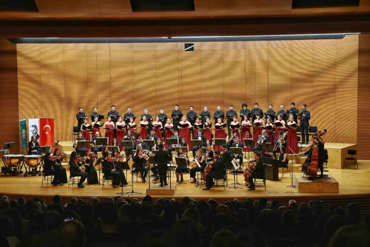 yeni yila ozel muhtesem konser 8aa8a3a47fb0