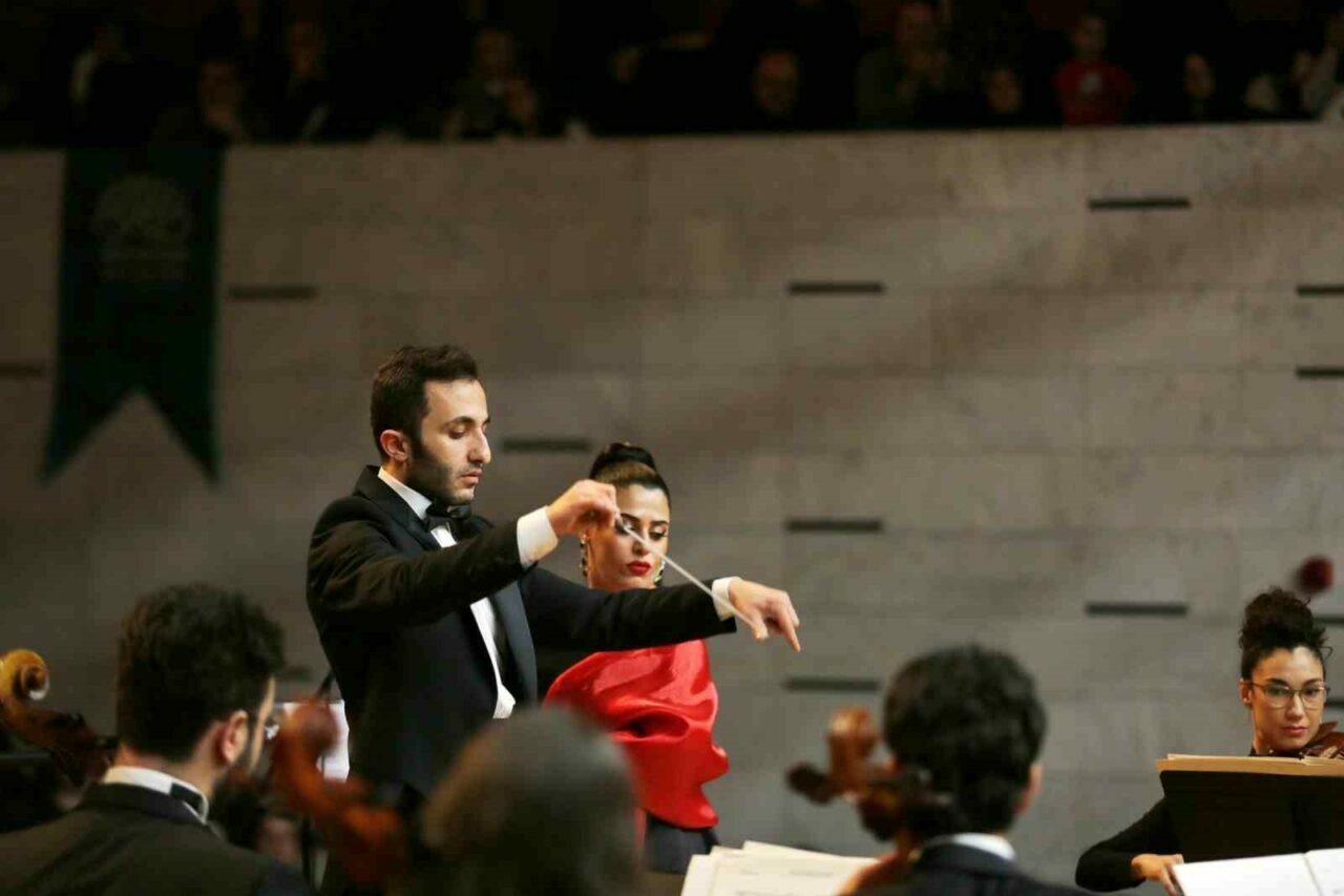 yeni yila ozel muhtesem konser b7e607f0cdb3