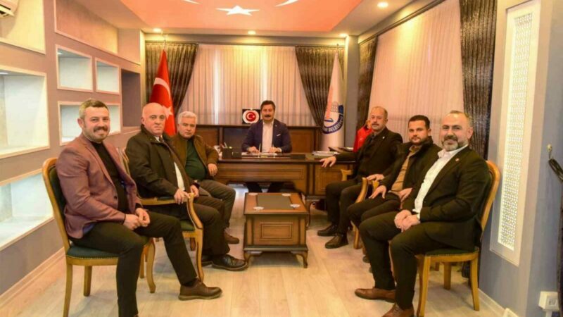 Bursa’da Yenişehir’in gelişimi için önemli buluşma Yenişehir Ticaret ve Sanayi Odası Başkanı Orhan Torun ve Yönetim