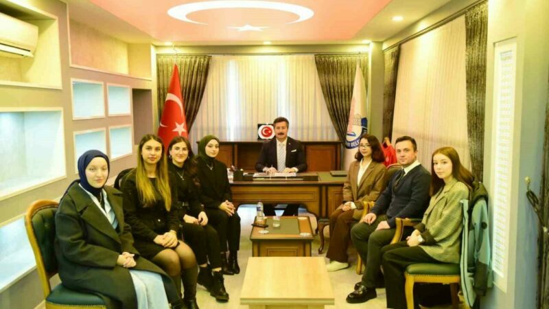 Yenişehir genç dostu şehir olacak Bursa Uludağ Üniversitesi İbrahim Orhan Meslek Yüksek Okulu Öğrenci Topluluğu’nu