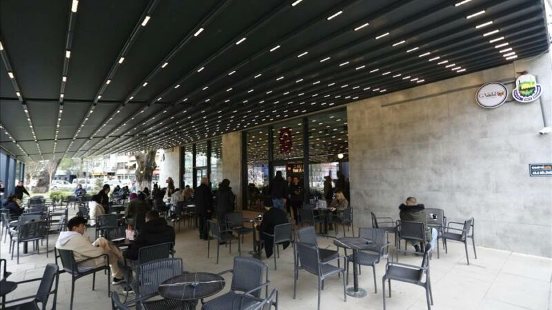 İnegöl Belediyesi’nin modern kafe konseptiyle hizmet veren lezzet durağı Gastro