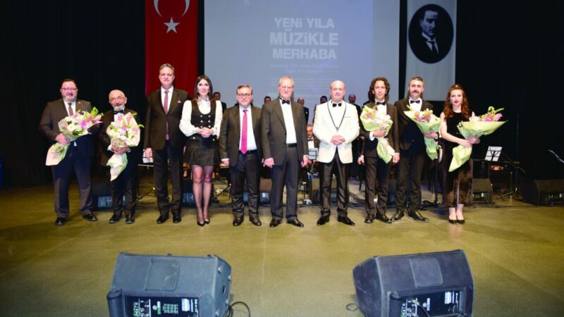 Medicana Korosu Bursalıları büyüledi Medicana Bursa Hastanesi çalışan hekim, hemşire ve personelinden oluşan Medicana