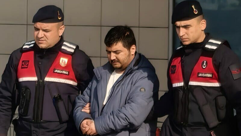 Bursa'nın İnegöl ilçesinde psikolojik sorunları olduğu gerekçesiyle kendisini doktora götürmek