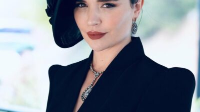 Bursalı ünlü oyuncunun metro yolculuğu! Gizlice fotoğrafını…