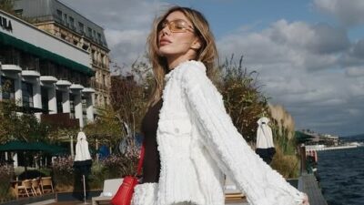 Ünlü modelden içinizi ısıtacak bikinili pozlar!