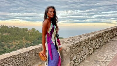 Sosyetik güzel Eda Taşpınar’dan aşk dolu pozlar!