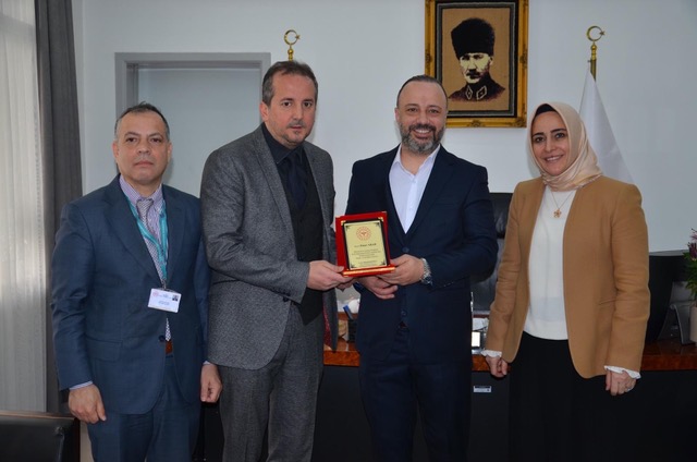 Batı Kurumsal’dan İlker Çelikcan Fizik ve Tedavi Hastanesi’ne anlamlı destek