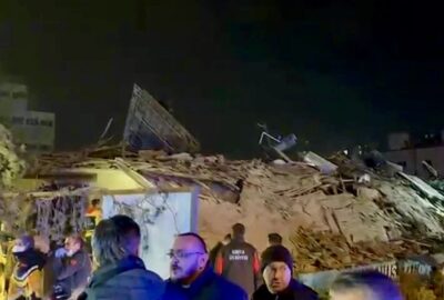 Konya’da bina çöktü! Göçük altında kalanlar var