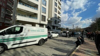 İki kızını öldürüp intihar etti