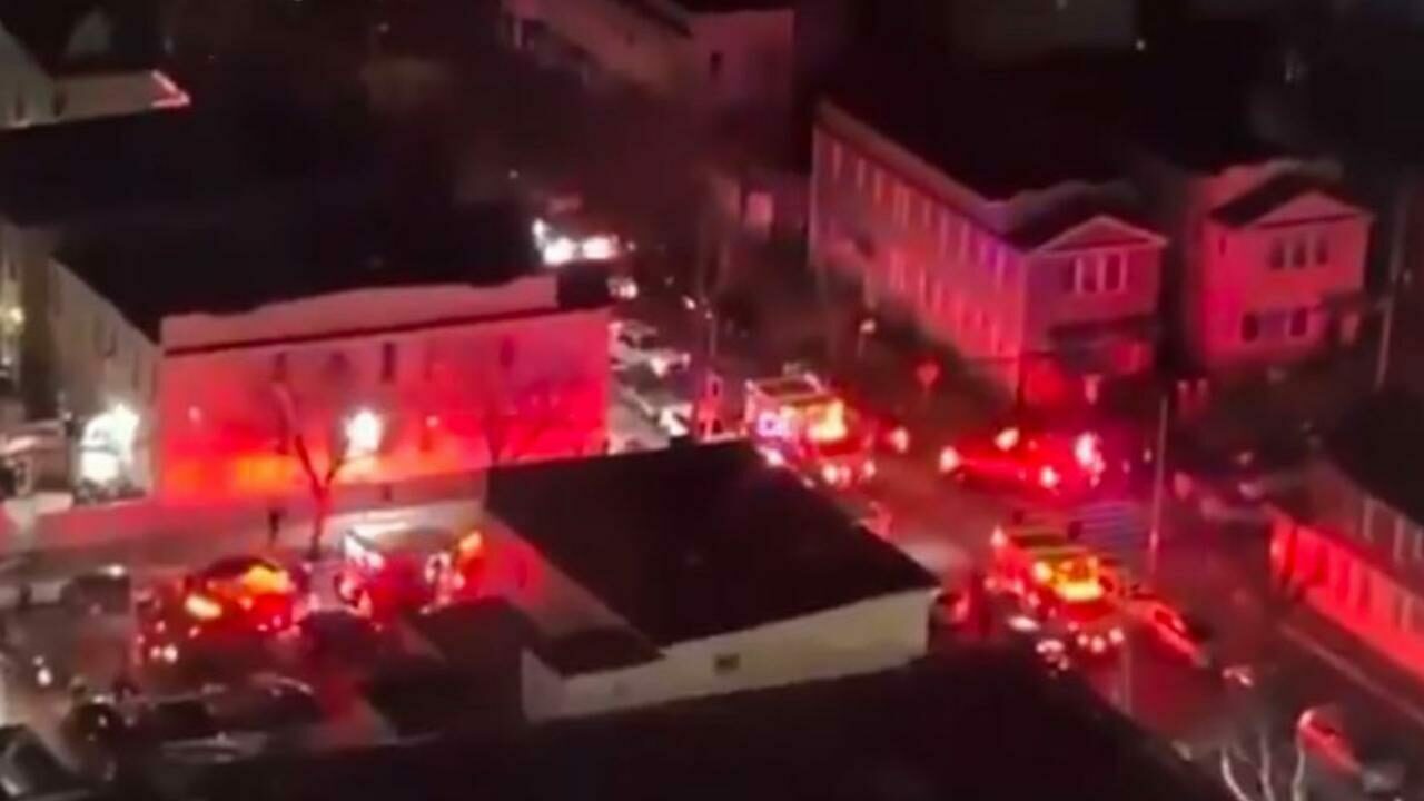 ABD’de silahlı saldırı: En az 11 kişi vuruldu ABD’de silahlı saldırı: En az 11 kişi vuruldu