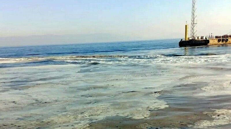 Bursa kıyılarında müsilaj kâbusu Marmara Denizi’nde çevre kirliliği sebebiyle ortaya çıkan müsilaj, havaların ısınmasıyla