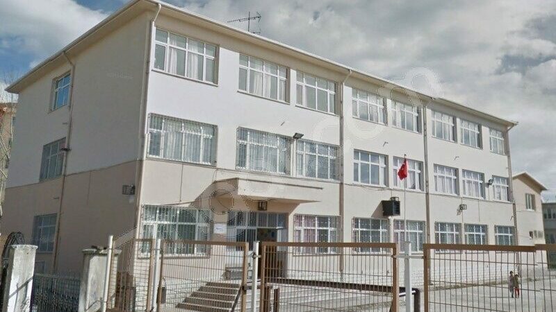 Bursa’nın İnegöl ilçesinde kalp ameliyatının ardından yoğun bakım ünitesinde tedavi