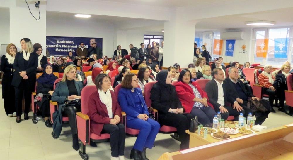 AK Parti Mudanya İlçe Kadın Kolları Başkanı belli oldu AK Parti Mudanya İlçe Kadın Kolları Başkanı belli oldu