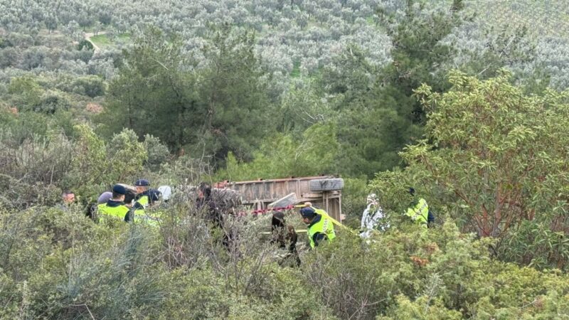 Bursa’da kahreden kaza: 1 ölü, 1 ağır yaralı Bursa’nın İznik ilçesinde meydana gelen traktör kazasında sürücü hayatını kaybetti,