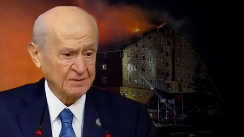 Devlet Bahçeli gözyaşlarını tutamadı