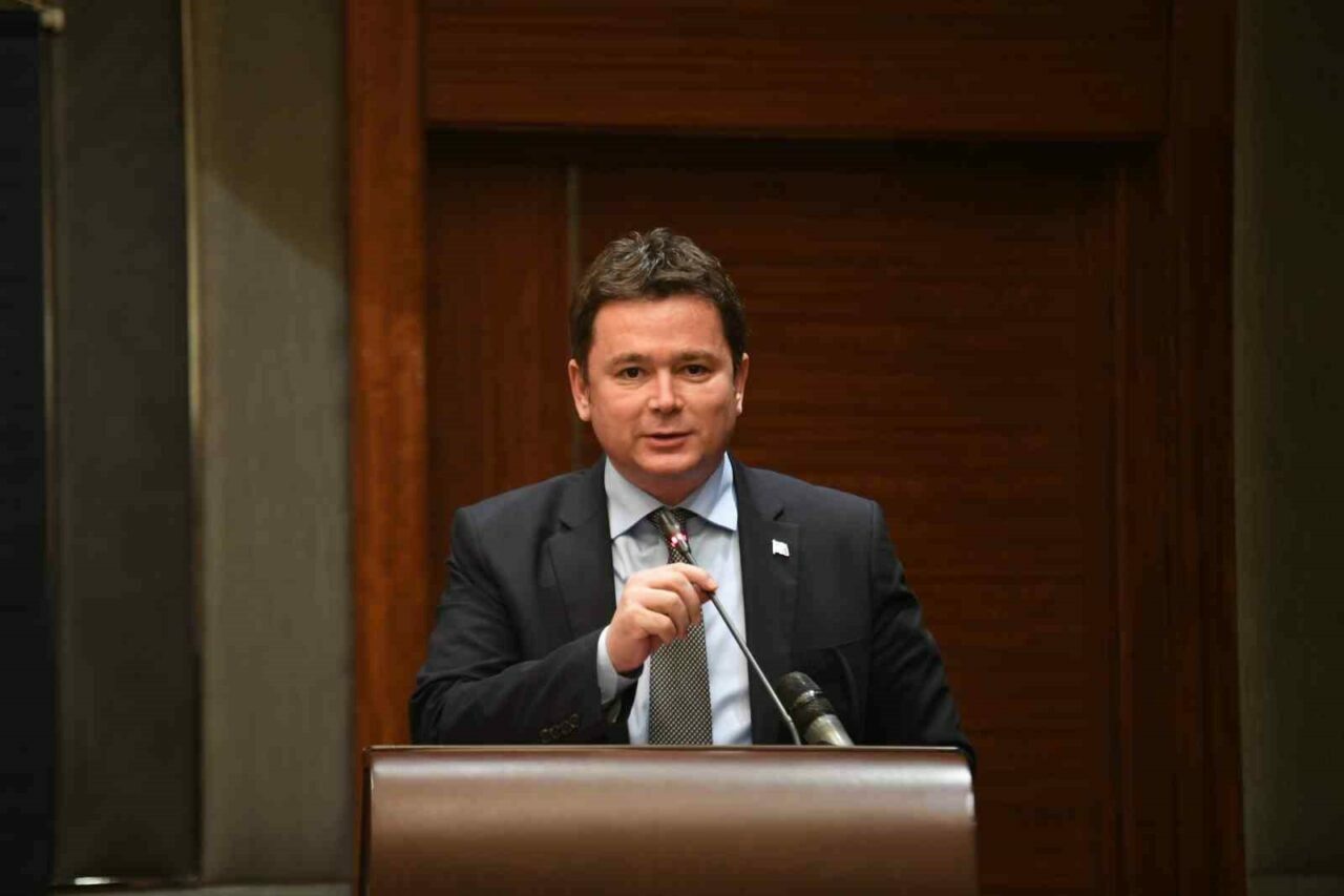 Başkan Erkan Aydın’dan dönüşüm açıklaması: ‘400 bin civarında yapı…’