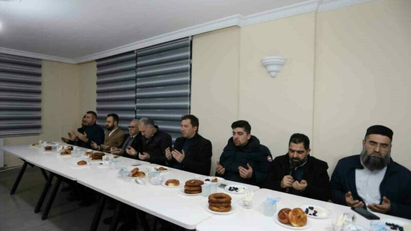İnegöl Belediye Başkanı Alper Taban, Bereket Sofrası buluşmaları kapsamında bu